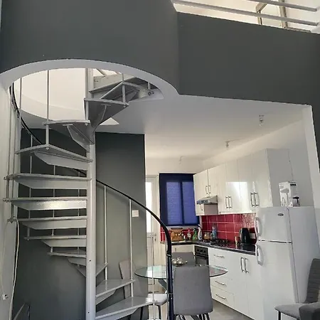 Cosy In The Heart Of Kato Apartament