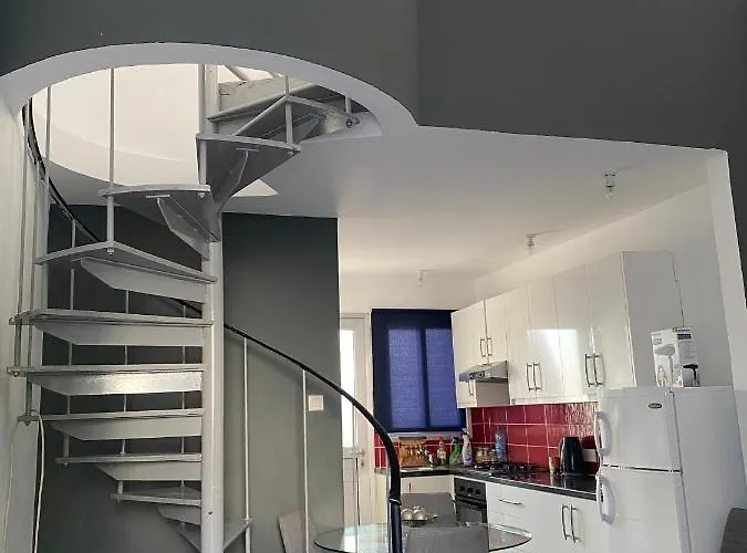 Cosy In The Heart Of Kato Daire